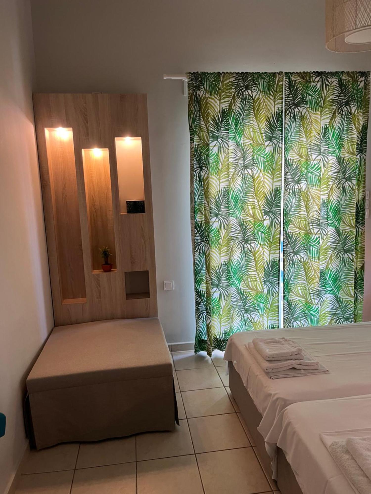 Aggeliki-Smaro Studios Neos Pirgos Bagian luar foto