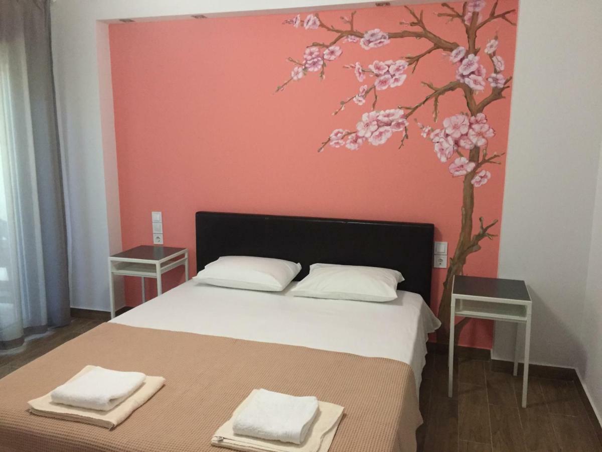 Aggeliki-Smaro Studios Neos Pirgos Bagian luar foto