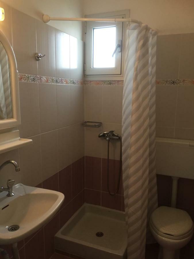 Aggeliki-Smaro Studios Neos Pirgos Bagian luar foto